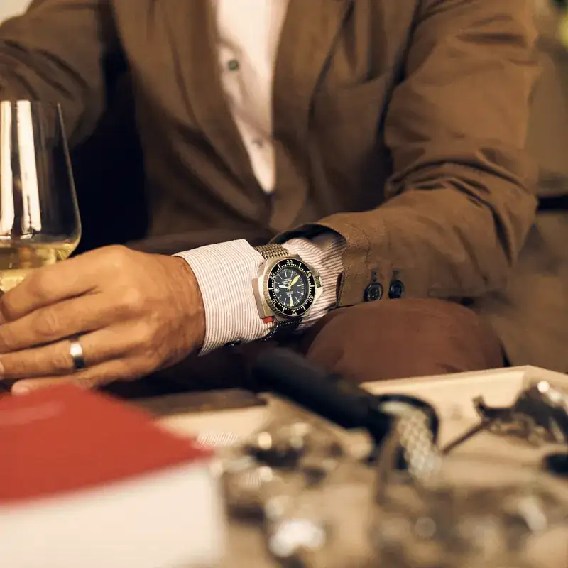 Fathom Watches: A vintage diving watch on a wrist